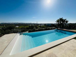 Brand New Waterfront Villa with pool